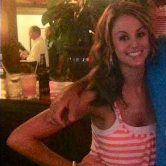 Meet your Posher, Whitney - Picture 1 of 1